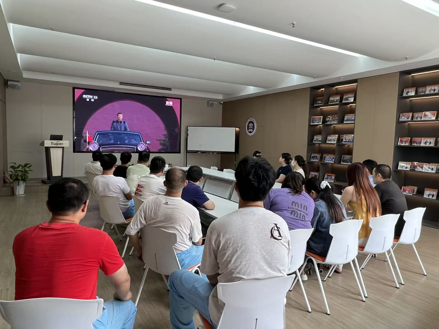 856344407023b83556f1c568f544b734